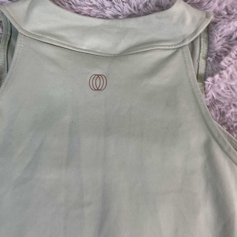 ⭐️Balance Collection Green Ruched Tank Top - Picture 7 of 7